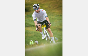 Francisco à l'étape du Tour 2025